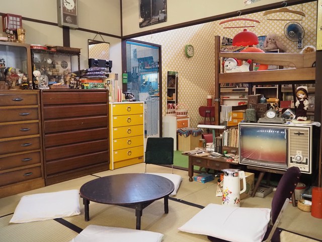 荷物であふれた実家の様子