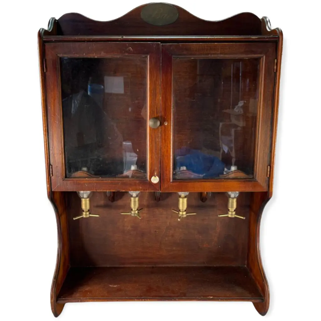 イタリアMAGGI キャビネット